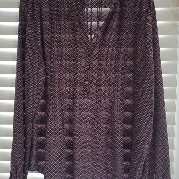 NYDJ Women’s Large Purple Geometric Tile Print Blouse Pintuck Ruffle Neck - Picture 4 of 10